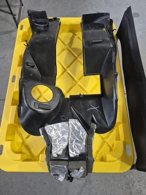 Can-Am Spyder RT-S Roadster 2012 cubiertas de tanque de combustible diestro y derecho 705004896, 70500445 Foto 1 de 4