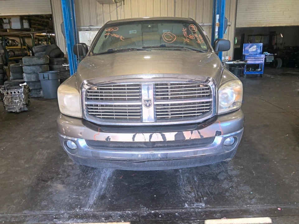 Trunk/Hatch/Tailgate Without Spoiler Fits 03-09 DODGE 2500 PICKUP 1055062 Foto 1 de 4