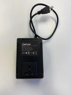 LIFEFUZE 500 Watt Step Up/Step Down Travel Voltage Converter With Type B Plug - Image 1 of 4