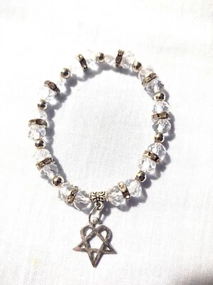 CLEAR CRYSTAL BEADS with HEARTAGRAM and RHINESTONE RINGS STRETCH BRACELET 7" - Image 1 of 2