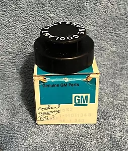 Corvette Coolant Reservoir Cap - 1977-81 - GM# 14011345 - Picture 1 of 5
