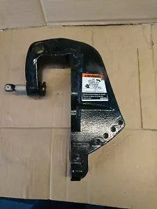 Mercury Mariner outboard 30 40 hp 2 stroke clamp bracket 2 cylinders single carb - Picture 1 of 4