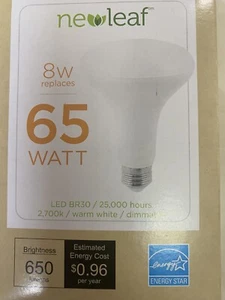 New Leaf LED 2700K Warm White Flood Light Bulb 8 Watt 25K Hours New - Picture 1 of 6