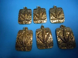 POT,CANNABIS,MARIJUANA NECKLACE CHARMS GOLD TONE LOT OF 6 PCS - Picture 1 of 4