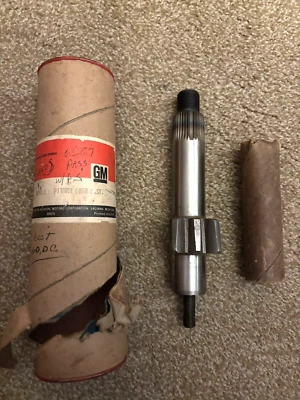 64-69 CHEVROLET PASS. CHEVELLE CAMARO NOVA W/PS NOS PITMAN GEAR ASSY. GM 5692950 - Image 1 of 4