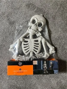 Hyde and Eek Skeleton , spiders and web kit 11 Pieces Indoor Outdoor Halloween - Picture 1 of 1