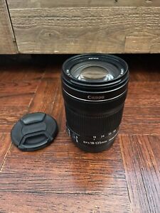 Canon EF-S 18-135mm f/3.5-5.6 IS zoom lens