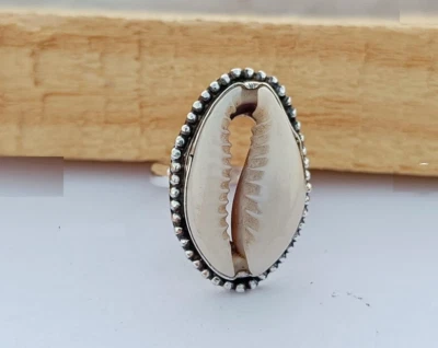 Anillo Cowrie Shell Hecho a Mano Plata de Ley 925 Declaración Anillo Boho Todas las Tallas R321 Foto 1 de 4