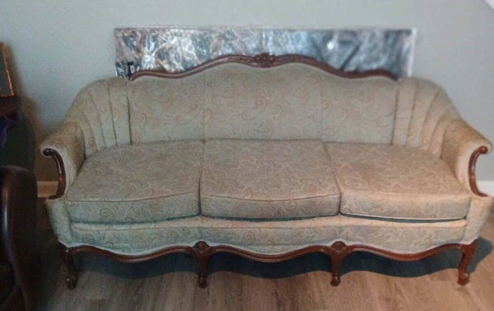 Vintage Floral Sofa Couch Three-Seater 3 Seats Paisley Pattern Beige Brown - Image 1 of 1