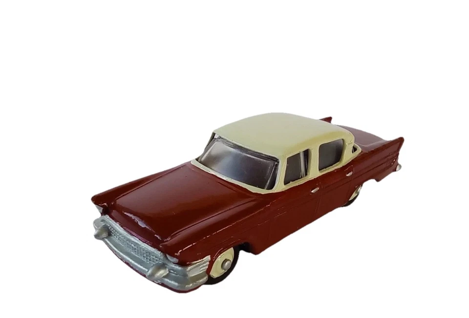 Vintage Dinky #180 Packard Clipper sedán multicolor modelo fundido a presión  Foto 1 de 4