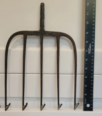 Primitiva 5 Dientes Forjado Hierro Forjado Púas Rana Concierto Pesca Lanza Anguila 1824 Foto 1 de 4