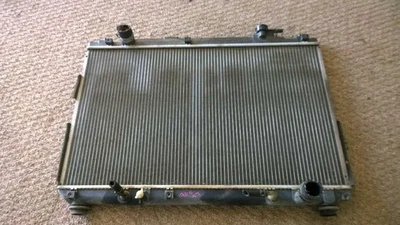 01 02 03 04 05 06 07 TOYOTA HIGHLANDER 4 CYL RADIATOR OEM 190-57 Foto 1 de 4