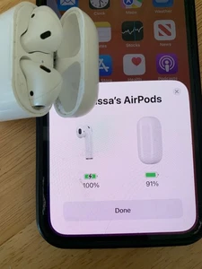 Apple AirPods Left and Right wit Charging “Designed by Apple in California - Ass - Photo 1 sur 1