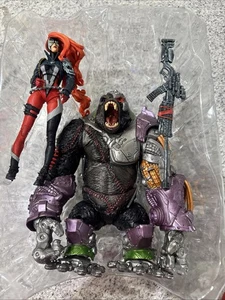 McFarlane Spawn She-Spawn & Cygor 7in MegaFig Action Figure Gold Label 2pk - Picture 1 of 5