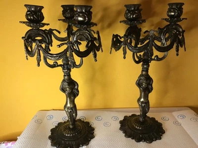 Bellissima Coppia Di Candelabri In Ottone 5 fiamme in ottime condizioni - Immagine 1 di 4