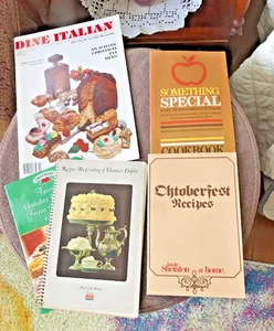 5 SC Cookbooks ~ Assortment - Picture 1 of 1