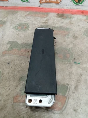 Driver Left Air Bag Driver Knee Fits 14-20 BMW i3 3802514 - Изображение 1 из 3