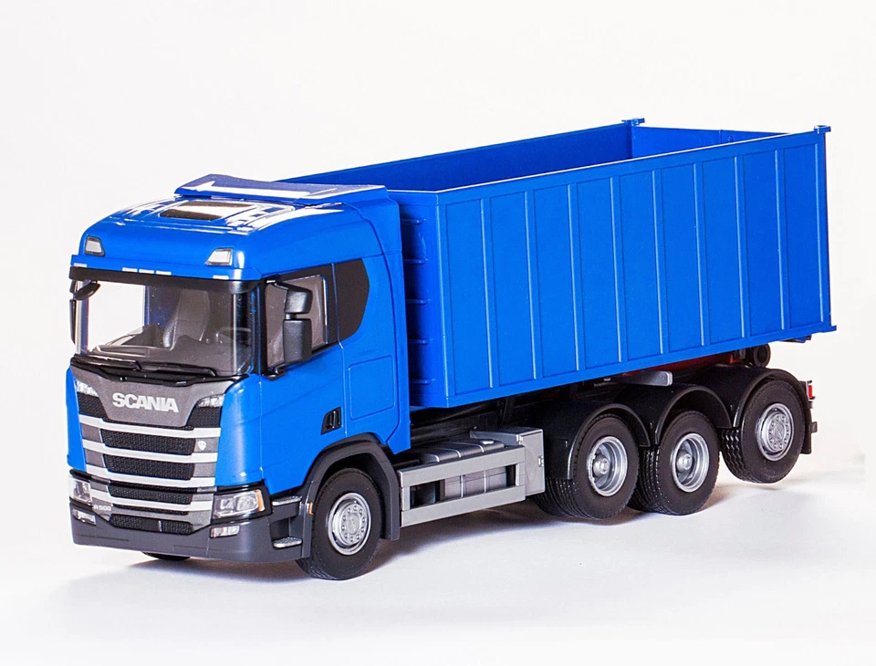 EMEK,SCANIA CR 8x4 blue, 1/25, EMEK20864 - Image 1 of 1