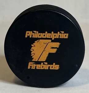 Vintage Official Philadelphia Firebirds Hockey Puck - Bild 1 von 2