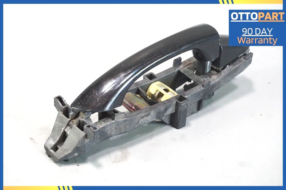 02-07 MERCEDES BENZ C230 C240 C320 EXTERIOR DOOR HANDLE FRONT RIGHT GRAY SEDAN - Image 1 of 4