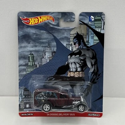 风火轮 34 道奇交付巴士蝙蝠侠 - 2016 流行文化 DC 漫画 1:64 DJG94 — 第 1/4 张图片