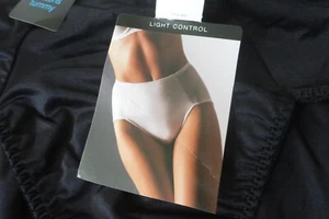 NWT Bali® Light Control Hi-cut Brief Panty Black-Size 2X - Picture 1 of 3