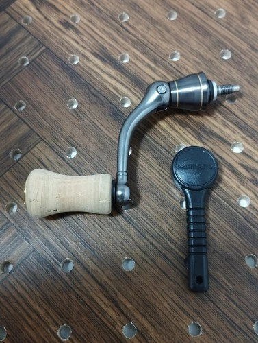 Shimano 18 Cardiff Ci4 1000Shg Griff 45mm - Bild 1 von 1