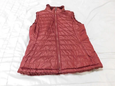 Chaleco acolchado Nicole Miller mediano vino púrpura color borgoña imitación piel usado Foto 1 de 4