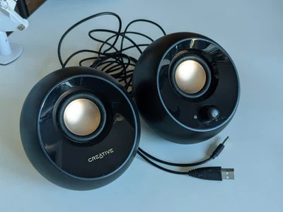 SISTEMA DI ALTOPARLANTI DESKTOP 2.0 CANALI CREATIVE PEBBLE MF1680 AUX USB - Immagine 1 di 4