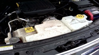 Wash Reservoir Fits 07-11 NITRO 27261352 Foto 1 de 4