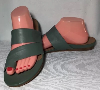 New! Softwalk CAIRO Green Leather Slide Sandals Size 11 M - Image 1 of 4