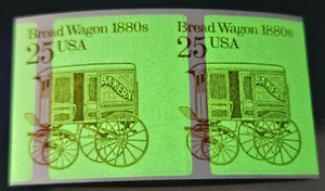 IMPERFORATE Scott #2136a, 25c Bread Wagon With Block Tagging Shift MNH, - Picture 1 of 2