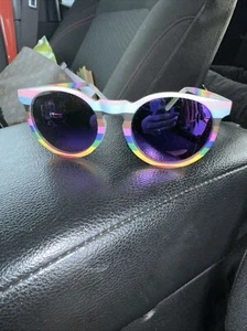 GOODR Get Your Priorities Gay - Runde Sonnenbrille Aspen 2024 Pride Week Limited Ed - Bild 1 von 10
