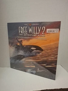 FREE WILLY 2: THE ADVENTURE HOME (1995 LASERDISC)gr - Picture 1 of 5