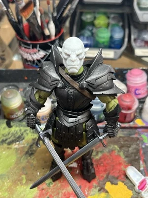 Cabeza esculpida Azog Calm para legiones míticas Foto 1 de 4