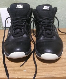 Zapatos de baloncesto negros Nike Boys Team Hustle D6 599187-001 talla 5 años - Imagen 1 de 7