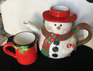 Christmas Snowman Coffee Or Teapot & Cup Mug 2 Pc Hat Is Teacup Ceramic - Picture 1 of 10