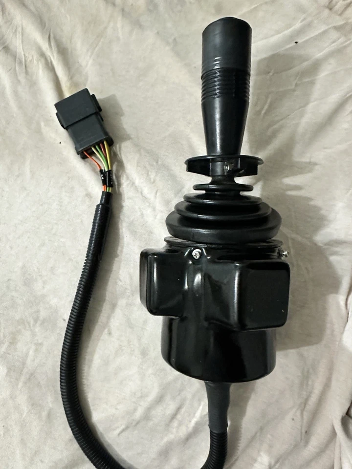 JOYSTICK UNIVERSAL CONTROL GP - 10 PIN - Image 1 of 4