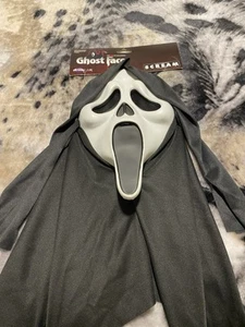 October-December 2019 Ultrawhite Ghostface Mask - Picture 1 of 6
