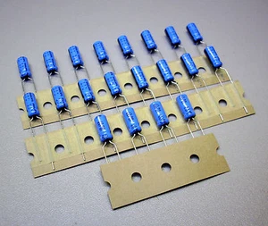 20 Stück Philips Elkos 4,7 µF / 63 V - radial (M0812) - Picture 1 of 1
