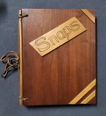 Álbum de recortes de fotos de colección con cubierta de madera y encuadernación de cuero atado a mano Foto 1 de 4