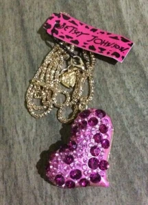 Betsey Johnson Sparkling Crystal Heart Pendant on 28" Gold Chain Necklace New! - Picture 1 of 2