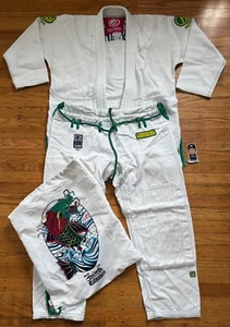 2012 SHOYOROLL BATCH #12 ROI KOI JOHN SMALL WHITE GI JIU JITSU BJJ RARE SZ A3 - Picture 1 of 16