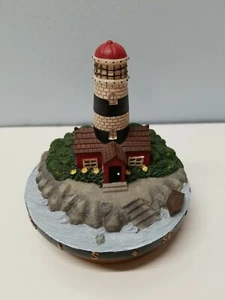 Yankee Candle LRG/MED Jar Topper Lighthouse & Compass Points - Picture 1 of 6