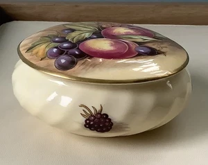 Vaso con coperchio frutta oro vintage Aynsley Orchard firmato D James con 9,5 cm da collezione - Foto 1 di 11