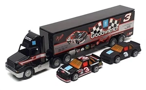 Matchbox Winross 14602 - Transporter & 2 Chevrolet Nascar Goodwrench D Earnhardt - Picture 1 of 6
