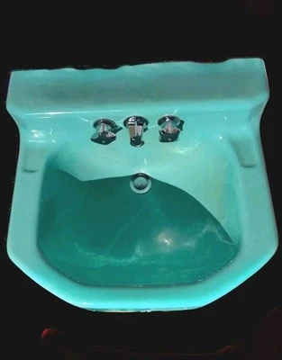 Fregadero de baño Kohler verde abeto de hierro fundido de mediados de siglo (1952) Foto 1 de 4