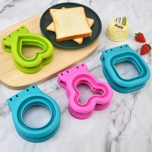 Round Square DIY Sandwich Cutters Mould Sandwich Cutting Tool Kids Breakfast - Picture 1 of 17