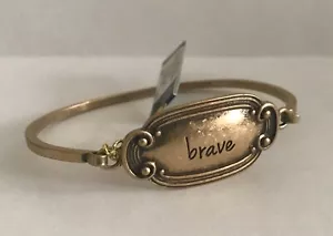 BRAVE Gold Front Line Heroes Nurse Doctor Lot Bulk Gift Inspirational Bracelet - Picture 1 of 1