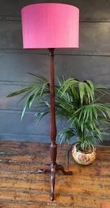 Antique Mahogany Carved Standard Lamp Reeded Claw Feet Hepplewhite Revival Style - Picture 1 of 20